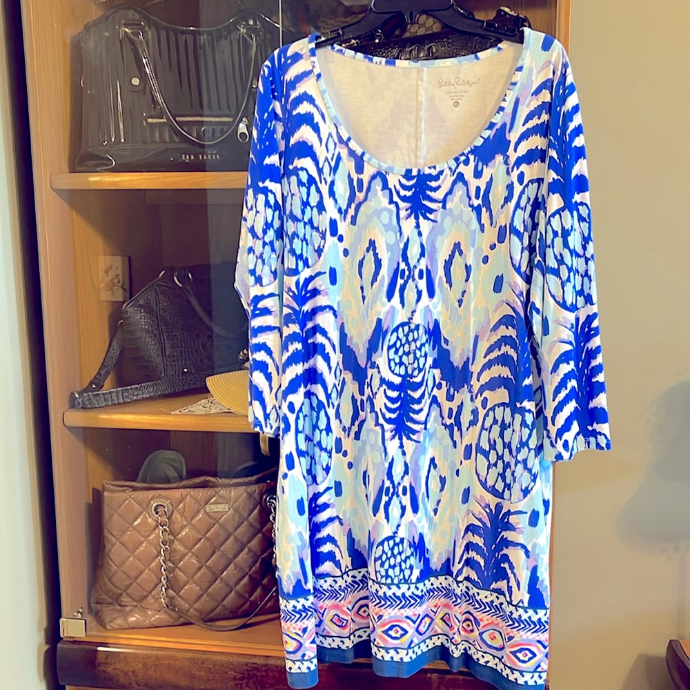Lilly Pulitzer long sleeve cotton t-shirt dress. Size XL. Excellent condition.